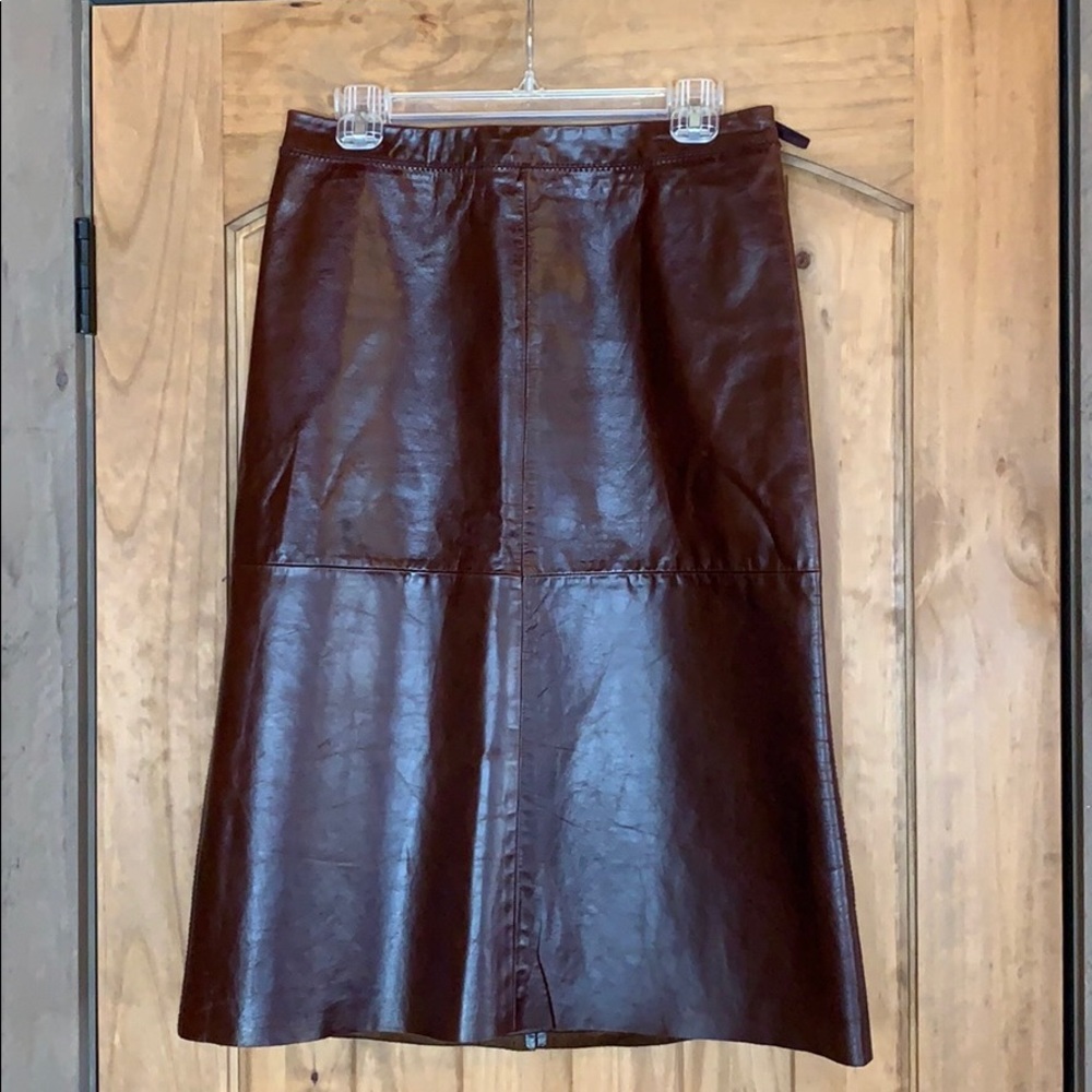 Vintage Gap mahogany leather A-line skirt 10